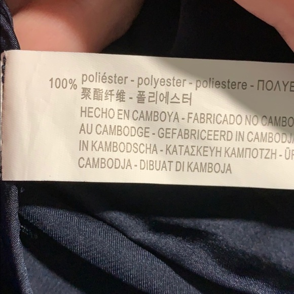 NWT. Zara Dark Blue Flowing Trench Coat. Size M-L. - Picture 7 of 8